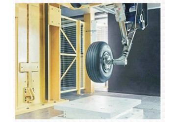 HUATRAN三分量测力平台应用于飞机起落架落震试验